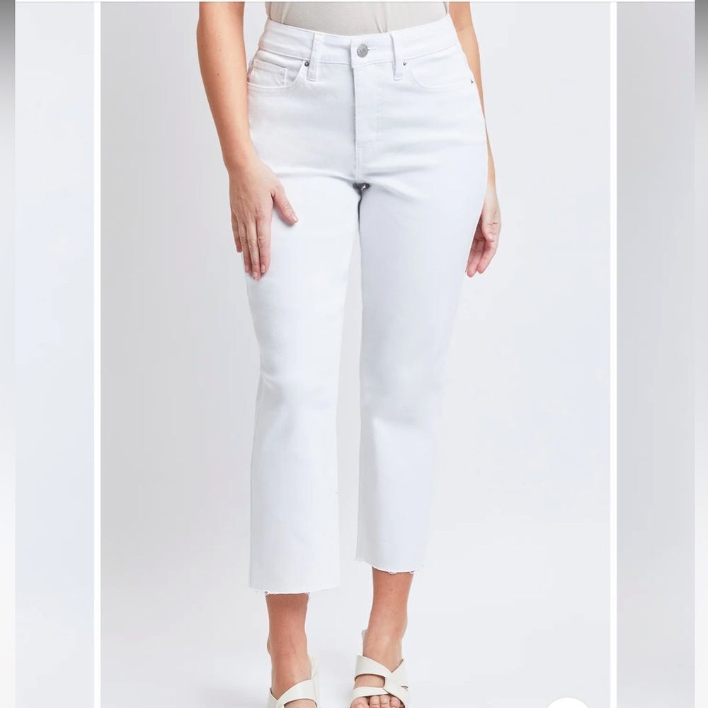 Royalty Vintage High Rise Slim Straight Cropped Jeans NWT - Picture 4 of 12